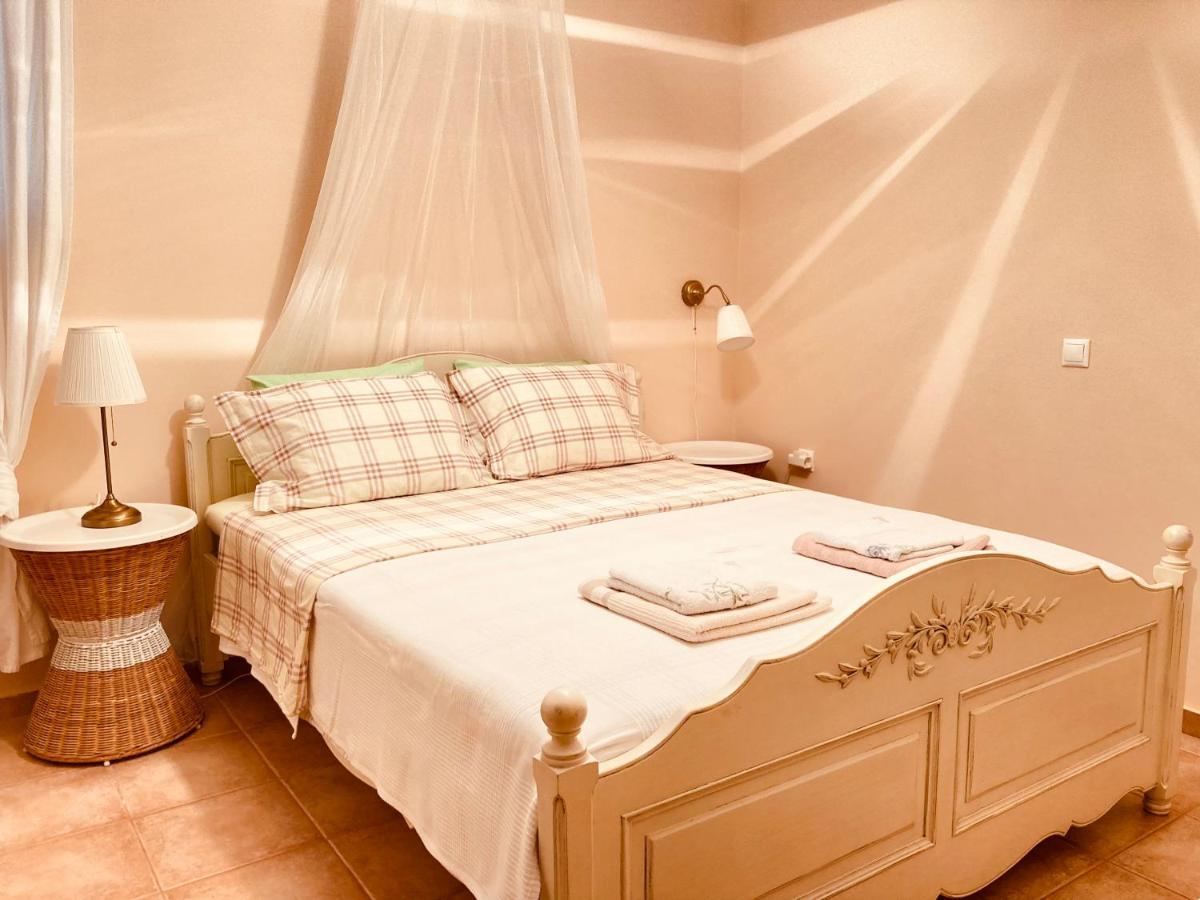 Villa Lux House Next To The Airport Of Athens. Transport 24H à Artemi Extérieur photo